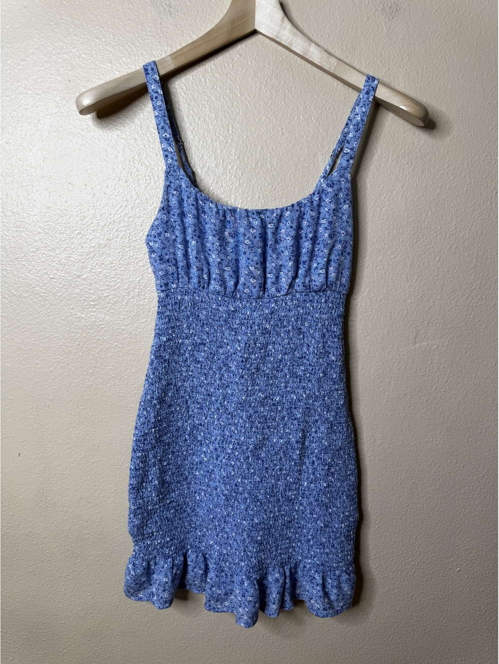 Abercrombie & Fitch Womens S Blue Floral Smocked Ruffle Hem Y2K Cottagecore